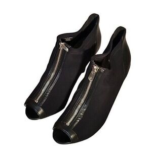 ADRIENNE VITTADINI Sexy Black zippered Front Open Toe Stilleto Heeled Shoe‎ 9M